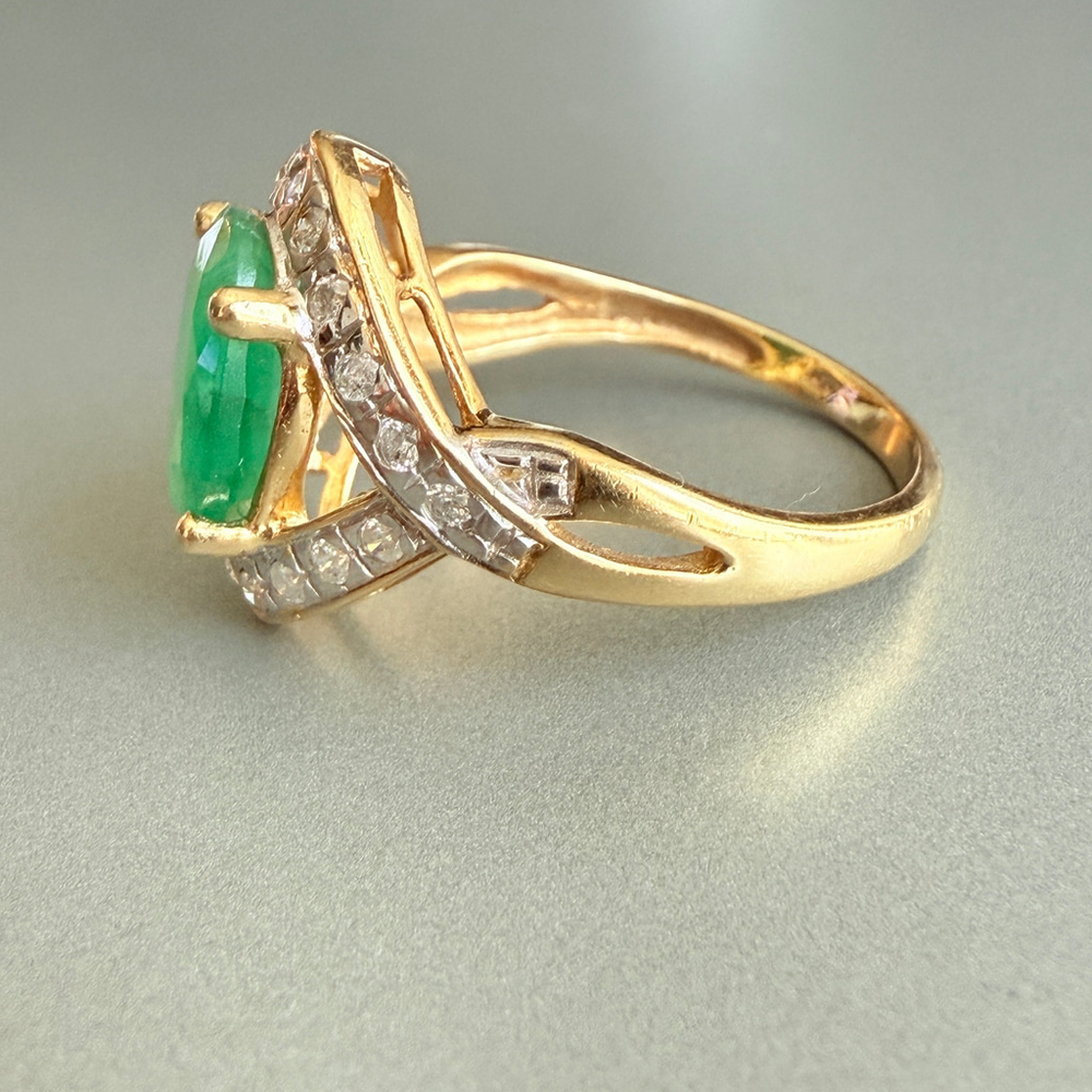 Estate 14K Solid Gold Ring 2 Carat Natural Green Zambian Emerald Diamond Ring - Picture 3 of 12